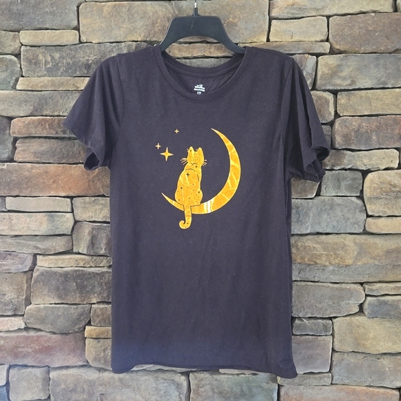 Tops - Black Halloween Tshirt